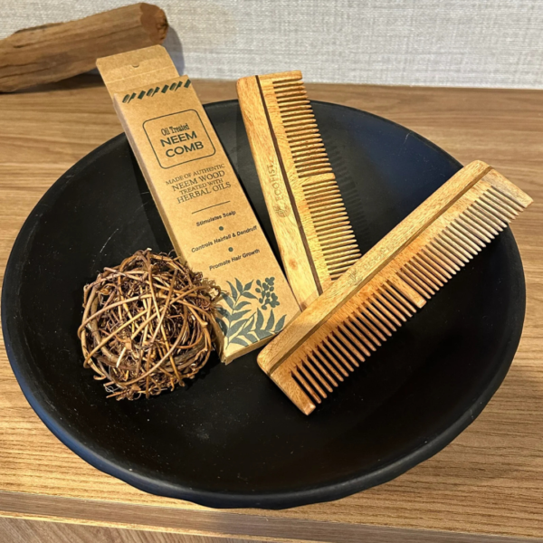 Neem Wooden Comb 3